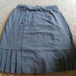 Women's grey skirt